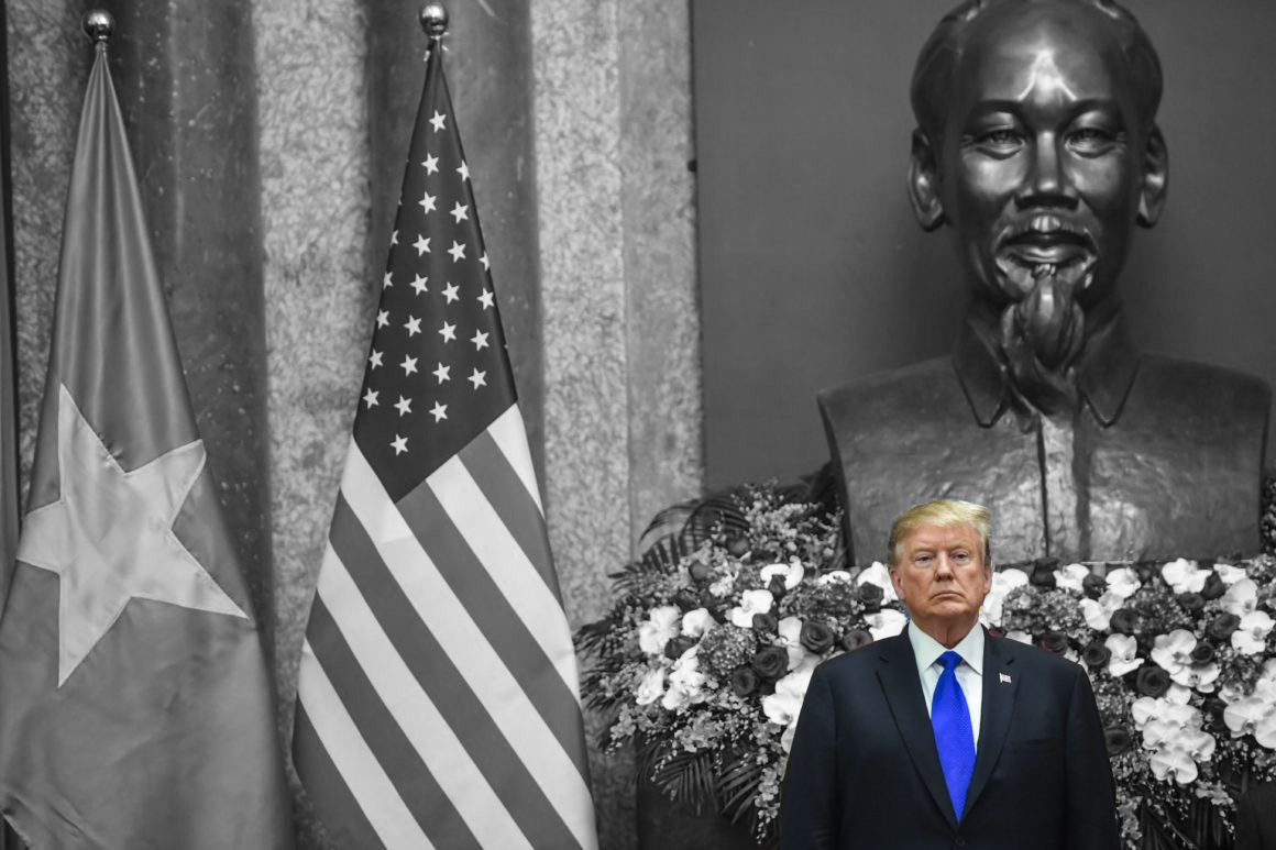 Tổng thống Mỹ Donald Trump trong chuyến thăm Việt Nam ngày 27/2/2019. Ảnh: Saul Loeb/AFP via Getty Images.